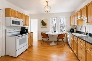 215 Ash St, Waltham, MA 02453 - Photo 12