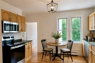 215 Ash St, Waltham, MA 02453 - Photo 12
