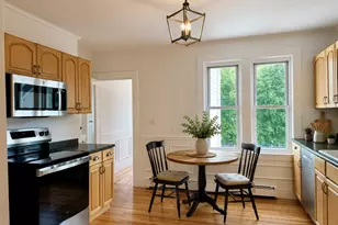 215 Ash St, Waltham, MA 02453 - Photo 12