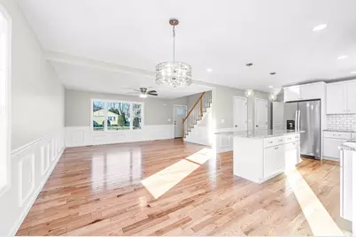 39 Wallace St, Springfield, MA 01119 - Photo 14