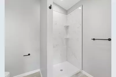 27 Massachusetts Ave, Longmeadow, MA 01106 - Photo 16