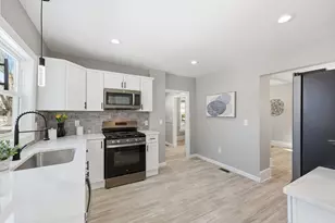 27 Massachusetts Ave, Longmeadow, MA 01106 - Photo 10