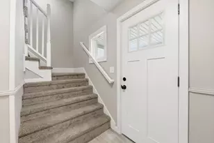 27 Massachusetts Ave, Longmeadow, MA 01106 - Photo 20