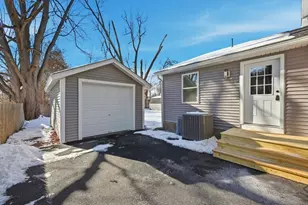 27 Massachusetts Ave, Longmeadow, MA 01106 - Photo 32