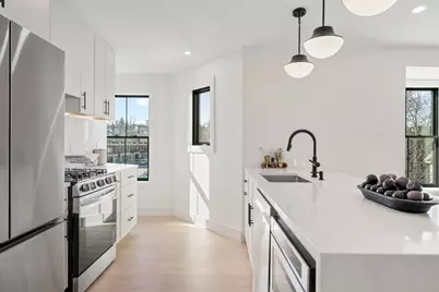 20 Whitney #6, Quincy, MA 02169 - Photo 2