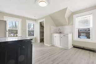 29 Allen St, Gardner, MA 01440 - Photo 1