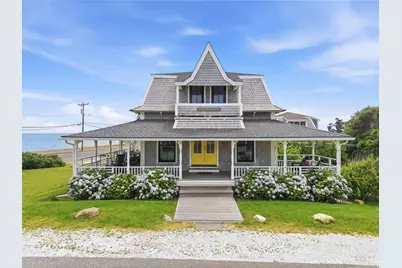 4 Canonicus Ave, Oak Bluffs, MA 02557 - Photo 2