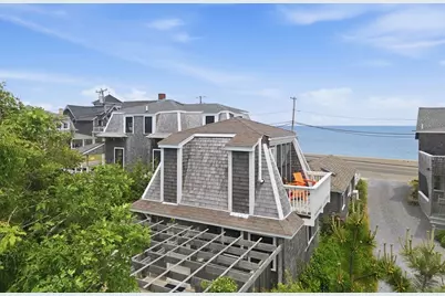 4 Canonicus Ave, Oak Bluffs, MA 02557 - Photo 36