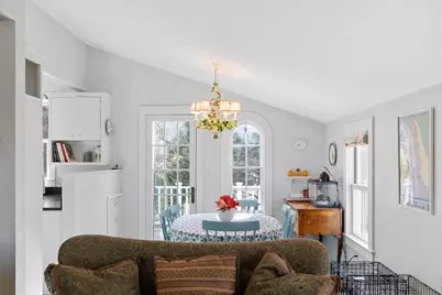 6 Brewster Ave, Oak Bluffs, MA 02557 - Photo 10