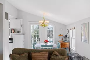 6 Brewster Ave, Oak Bluffs, MA 02557 - Photo 10