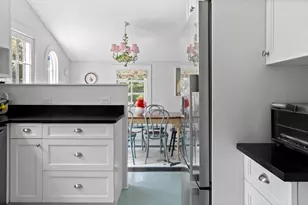 6 Brewster Ave, Oak Bluffs, MA 02557 - Photo 14