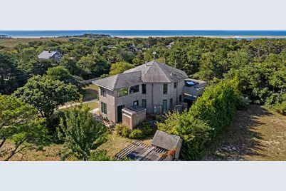 76 Washque Ave, Edgartown, MA 02539 - Photo 4