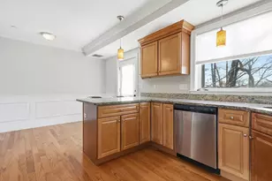 597 Sea St, Quincy, MA 02169 - Photo 10