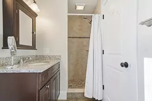 597 Sea St, Quincy, MA 02169 - Photo 40