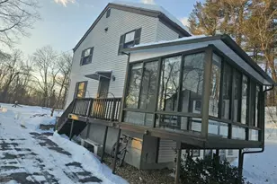 27 Summer St, Chelmsford, MA 01824 - Photo 2