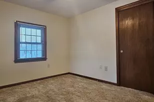 27 Summer St, Chelmsford, MA 01824 - Photo 8