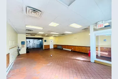 202 Neponset Valley Pkwy, Boston, MA 02136 - Photo 2