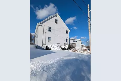 296 Pelham St, Methuen, MA 01844 - Photo 34