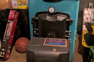 296 Pelham St, Methuen, MA 01844 - Photo 28