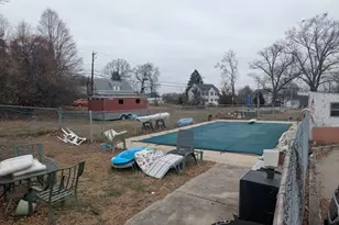 296 Pelham St, Methuen, MA 01844 - Photo 14