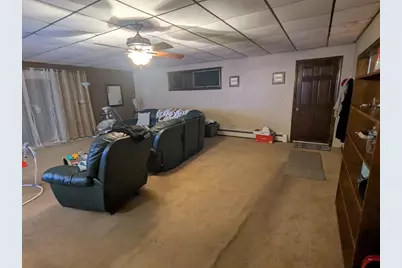 296 Pelham St, Methuen, MA 01844 - Photo 6