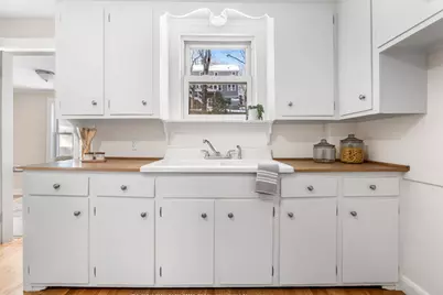 33 Harvard St, Arlington, MA 02476 - Photo 12