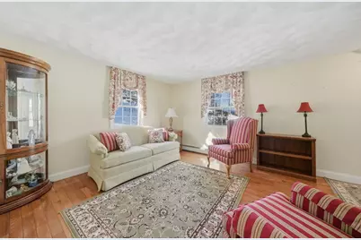 19 Indian Hill Rd, Woburn, MA 01801 - Photo 6