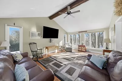 19 Indian Hill Rd, Woburn, MA 01801 - Photo 14