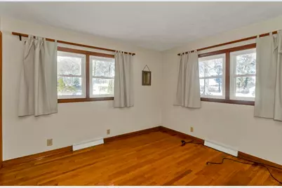 30 Llewellyn Dr, Westfield, MA 01085 - Photo 12