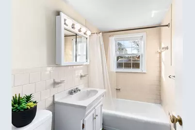 990 Pleasant St, Brockton, MA 02301 - Photo 30