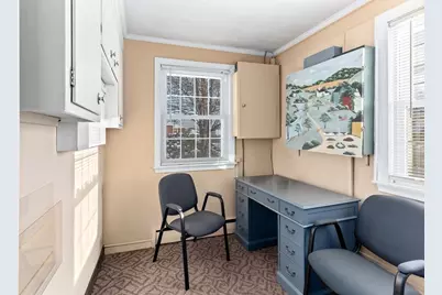 990 Pleasant St, Brockton, MA 02301 - Photo 18