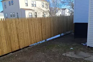 21 Boyden St, Fall River, MA 02721 - Photo 4