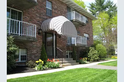 121 North St #2, Medfield, MA 02052 - Photo 4