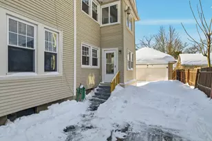 134-136 Woodlawn St, Springfield, MA 01108 - Photo 4