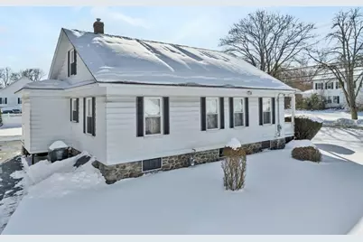 1563 Bridge St., Dracut, MA 01826 - Photo 4