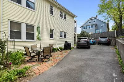 28 Warwick Rd #1, Watertown, MA 02472 - Photo 12