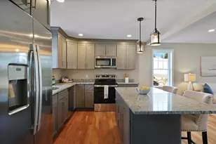 9 Waterman Wy, Middleborough, MA 02346 - Photo 4