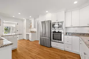 31 College Rd, Wellesley, MA 02482 - Photo 8