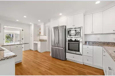 31 College Road, Wellesley, MA 02482 - Photo 8