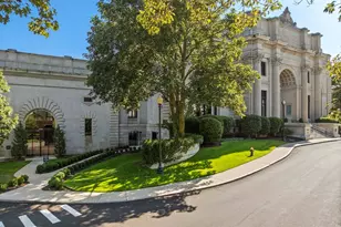 2420 Beacon St, Boston, MA 02467 - Photo 32