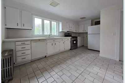 88-90 Rockwell St #2, Malden, MA 02148 - Photo 2