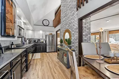 87 Norwood Ave, Leominster, MA 01453 - Photo 12