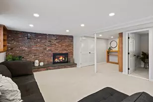 119 Van Norden Rd, Reading, MA 01867 - Photo 32