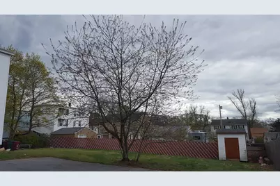 19 Delmont Avenue #19, Lowell, MA 01852 - Photo 4