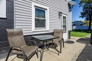 46 Viscoloid Ave, Leominster, MA 01453 - Photo 6