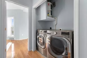 2 Woodbine St, Boston, MA 02119 - Photo 12