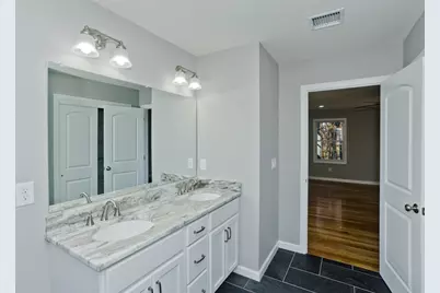 42 Loopley, Ludlow, MA 01056 - Photo 32