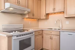 30 Washington Park Dr, Andover, MA 01810 - Photo 8