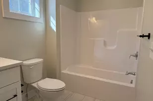 480 Wareham St, Middleborough, MA 02346 - Photo 8