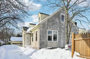 16A Willard St, Malden, MA 02148 - Photo 4